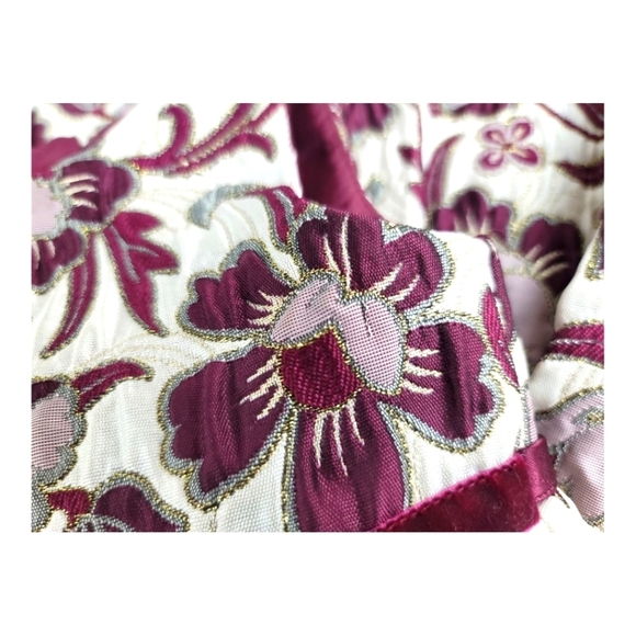 Girls Sweet Heart Rose Floral Applique Dress - Picture 4 of 11